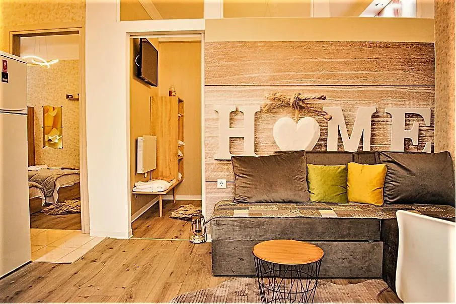 Apartment Kassandrou Suite Hot Tub-Jakuzzi - 2 Bedrooms - Big Balcony - Center Thessaloniki