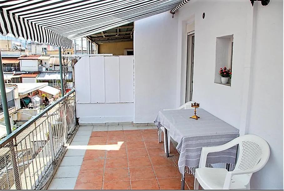 Kassandrou Suite Hot Tub-Jakuzzi - 2 Bedrooms - Big Balcony - Center Thessaloniki Greece